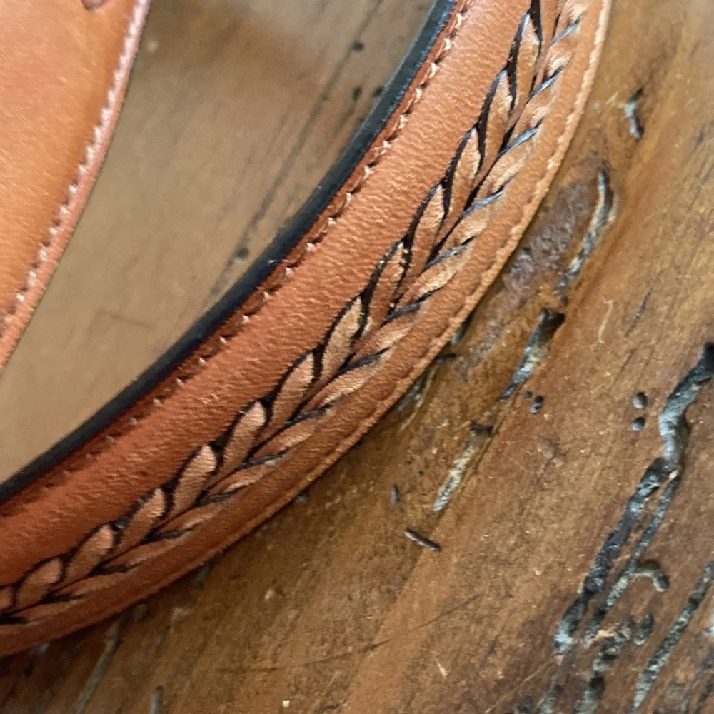 Coach British Tan Leather Classic Belt Size 42”.